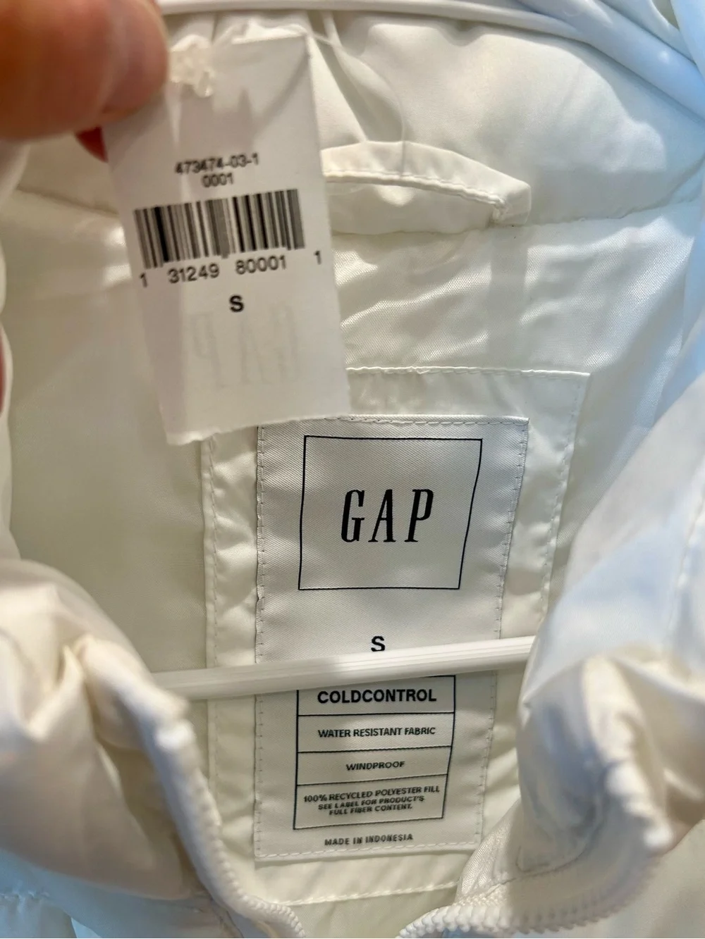 GAP ColdControl Lightweight Puffer Vest White Size S NWT